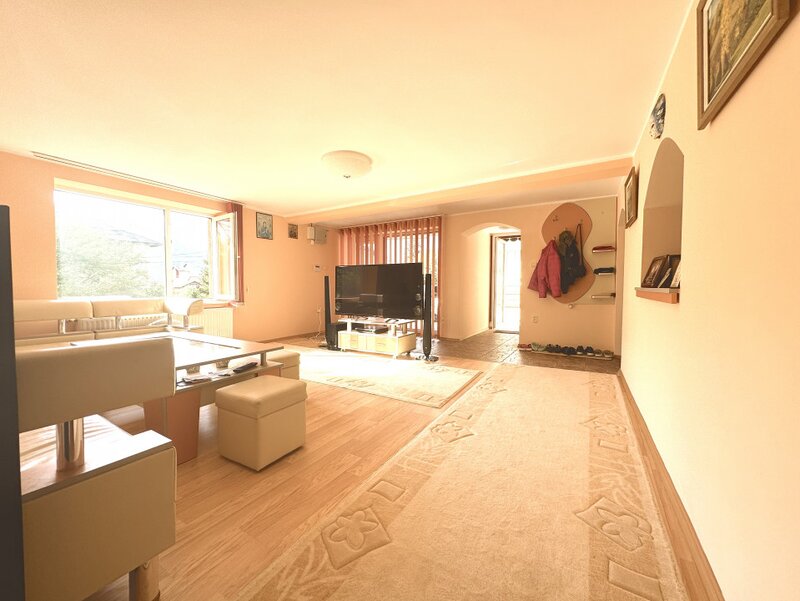 Busteni, Valea Alba apartament spatios la munte