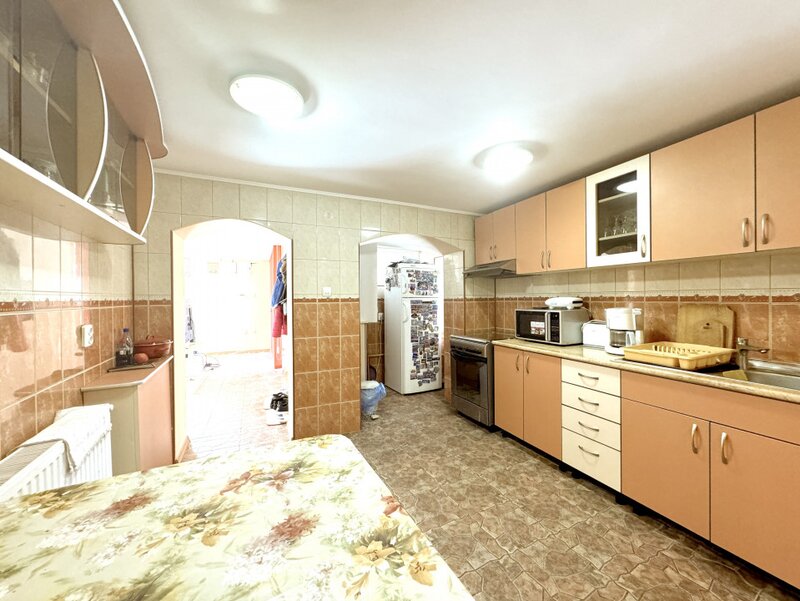 Busteni, Valea Alba apartament spatios la munte